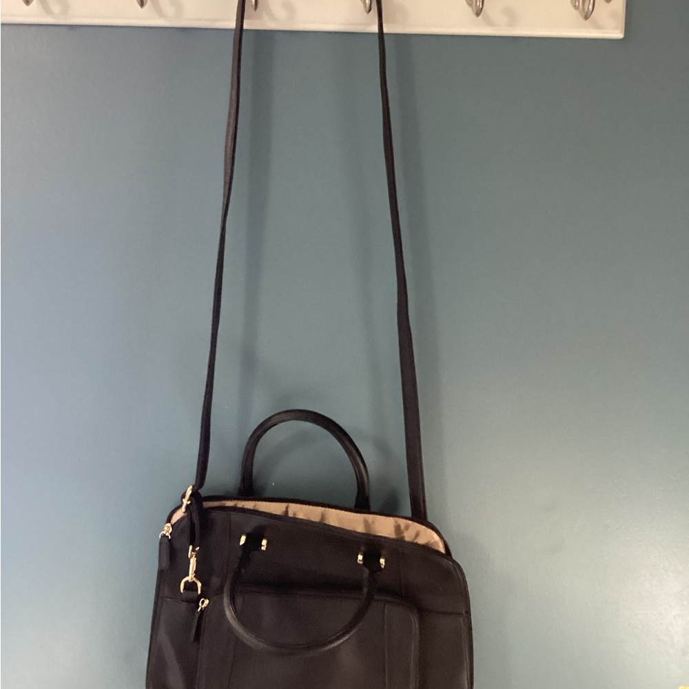 Black Leather Travel Bag With Suitcase Strap - Picture 2 of 5